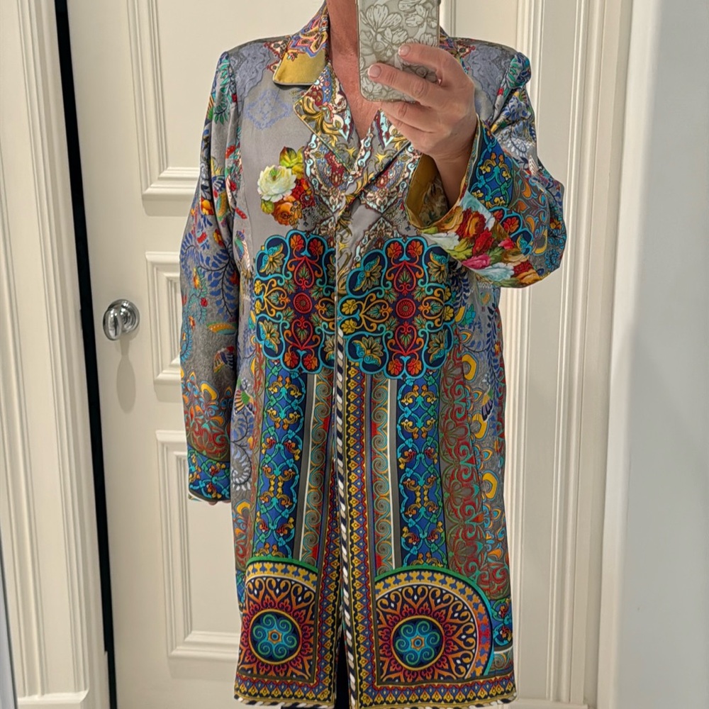 Johnny Was Silk Blazer Coat. Size Large